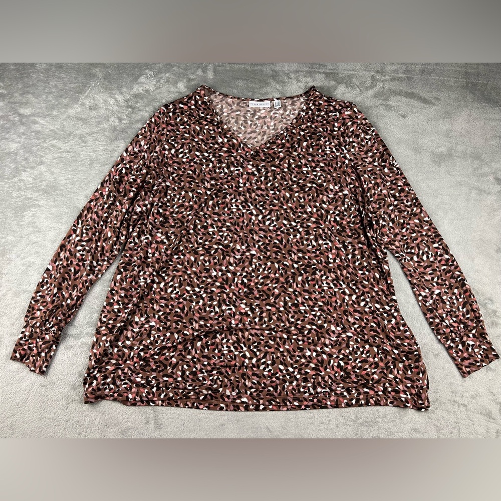 Susan Graver Liquid Knit Printed Top Size 2X Long Sleeve V-Neck Brown Multi Dot